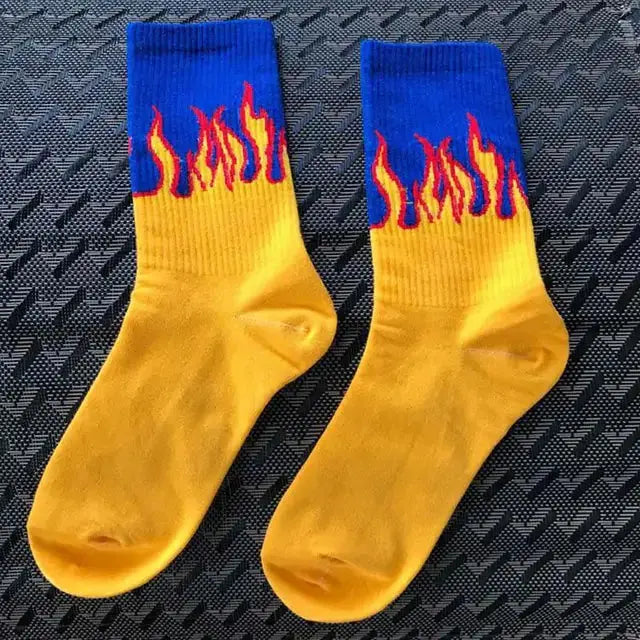 Contrast Flames Socks Nestify