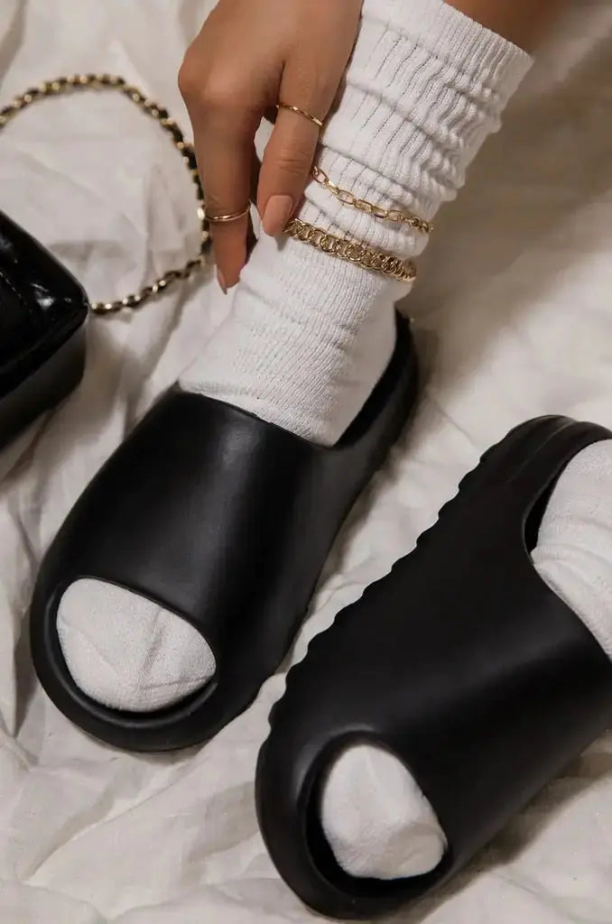 Yeezy Slides Nestify